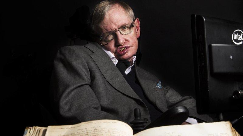 Luận án Tiến sỹ của Stepen Hawking làm sập trang của Cambridge sau khi nó được đăng trên trực tuyến